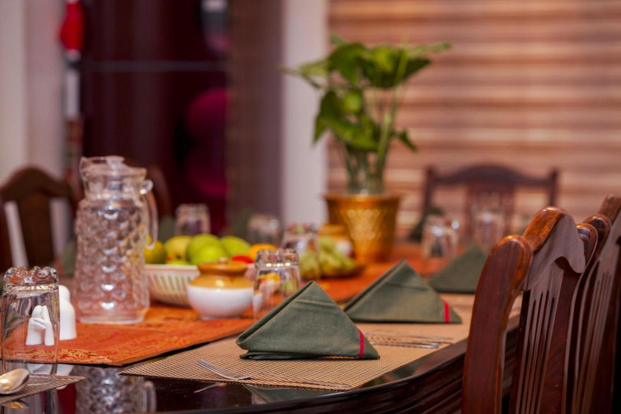 Parudeesa - Heavenly- Luxurious Palace Look-Near Cbd - Kerala - India With Breakfast Kāladi 외부 사진