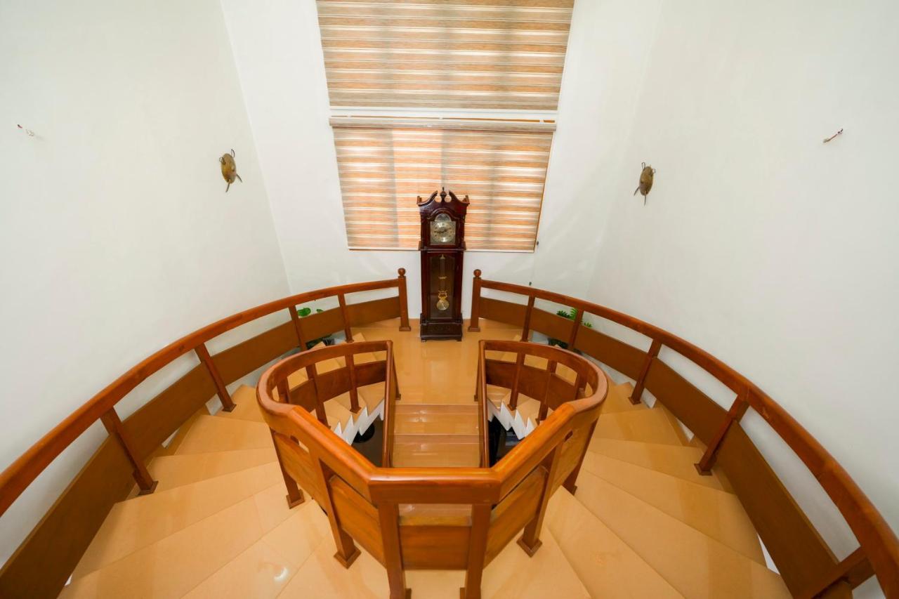 Parudeesa - Heavenly- Luxurious Palace Look-Near Cbd - Kerala - India With Breakfast Kāladi 외부 사진