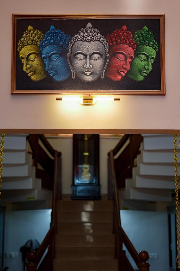 Parudeesa - Heavenly- Luxurious Palace Look-Near Cbd - Kerala - India With Breakfast Kāladi 외부 사진
