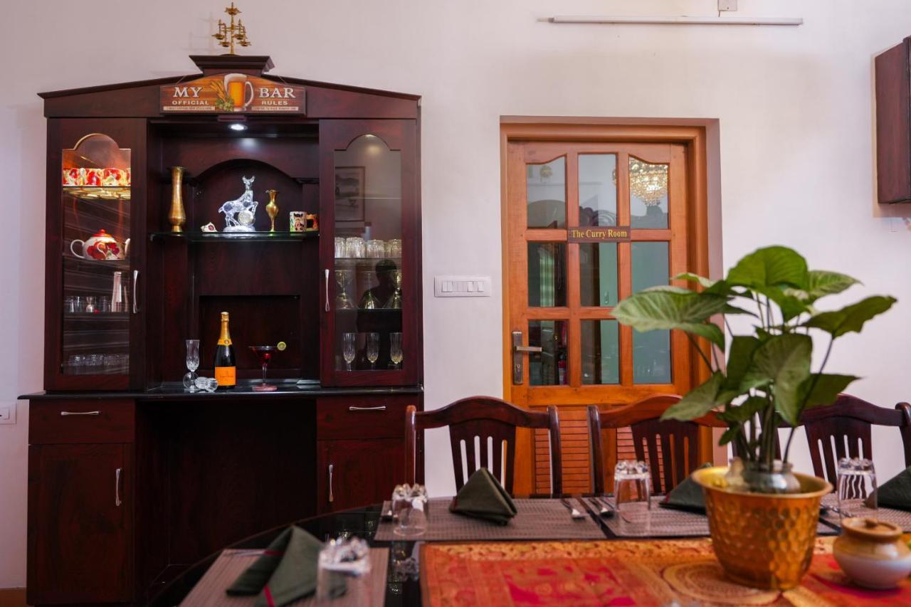 Parudeesa - Heavenly- Luxurious Palace Look-Near Cbd - Kerala - India With Breakfast Kāladi 외부 사진