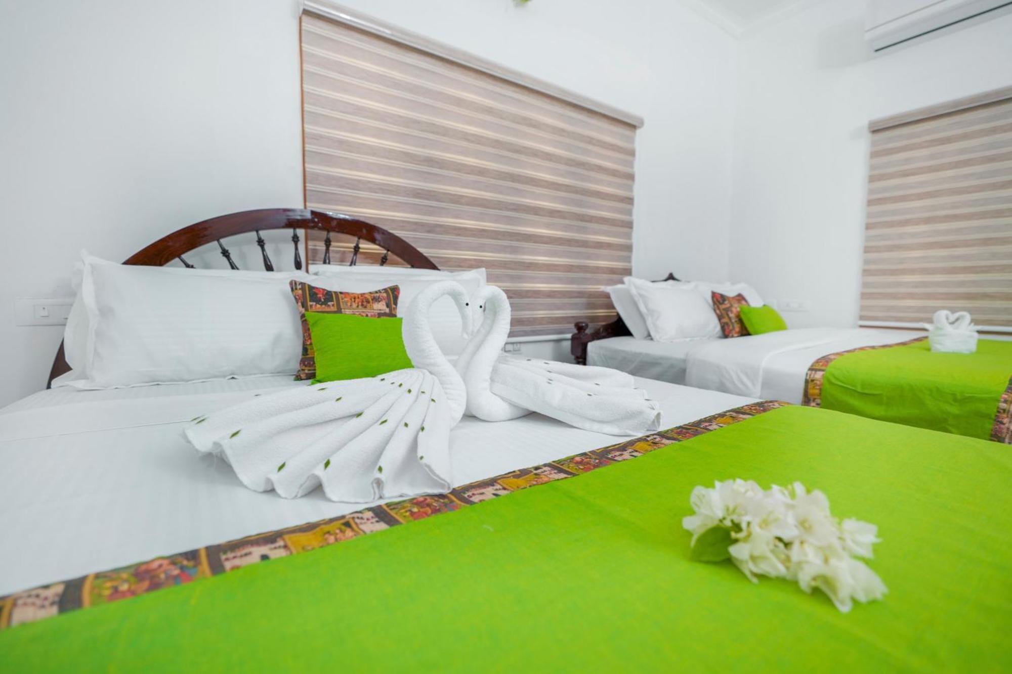 Parudeesa - Heavenly- Luxurious Palace Look-Near Cbd - Kerala - India With Breakfast Kāladi 객실 사진