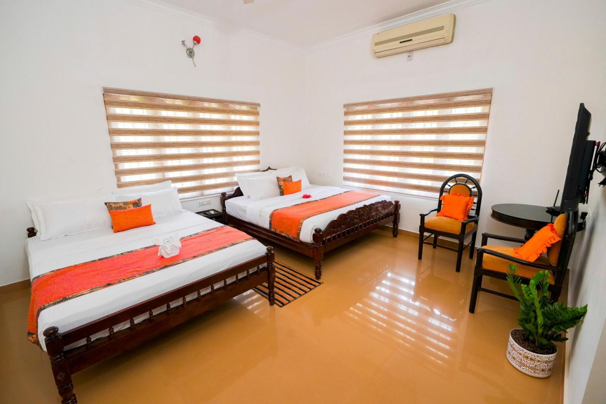 Parudeesa - Heavenly- Luxurious Palace Look-Near Cbd - Kerala - India With Breakfast Kāladi 객실 사진